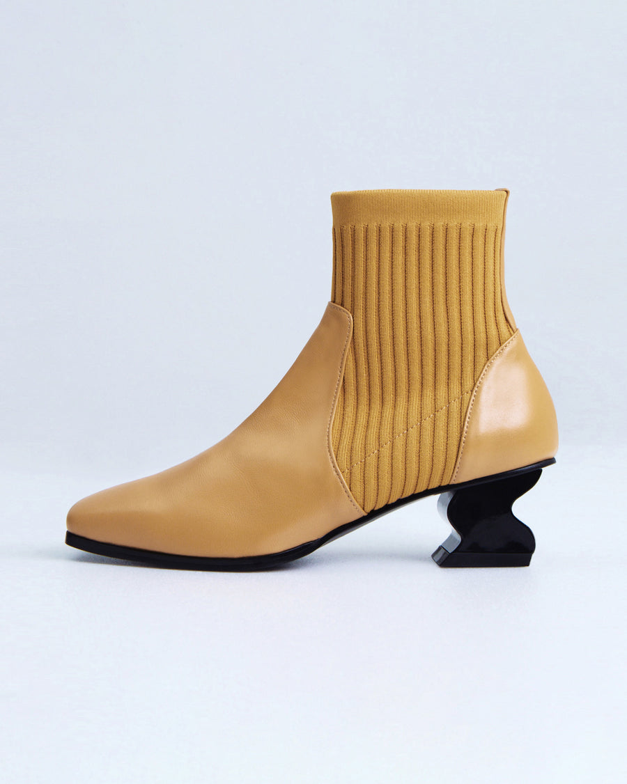 iRi FREA Camel Knit Leather Ankle Boot