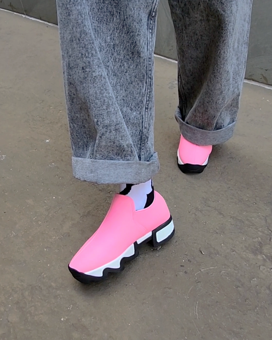 Balenciaga Black Pink Sneakers, Men's Fashion, Footwear, Sneakers on  Carousell