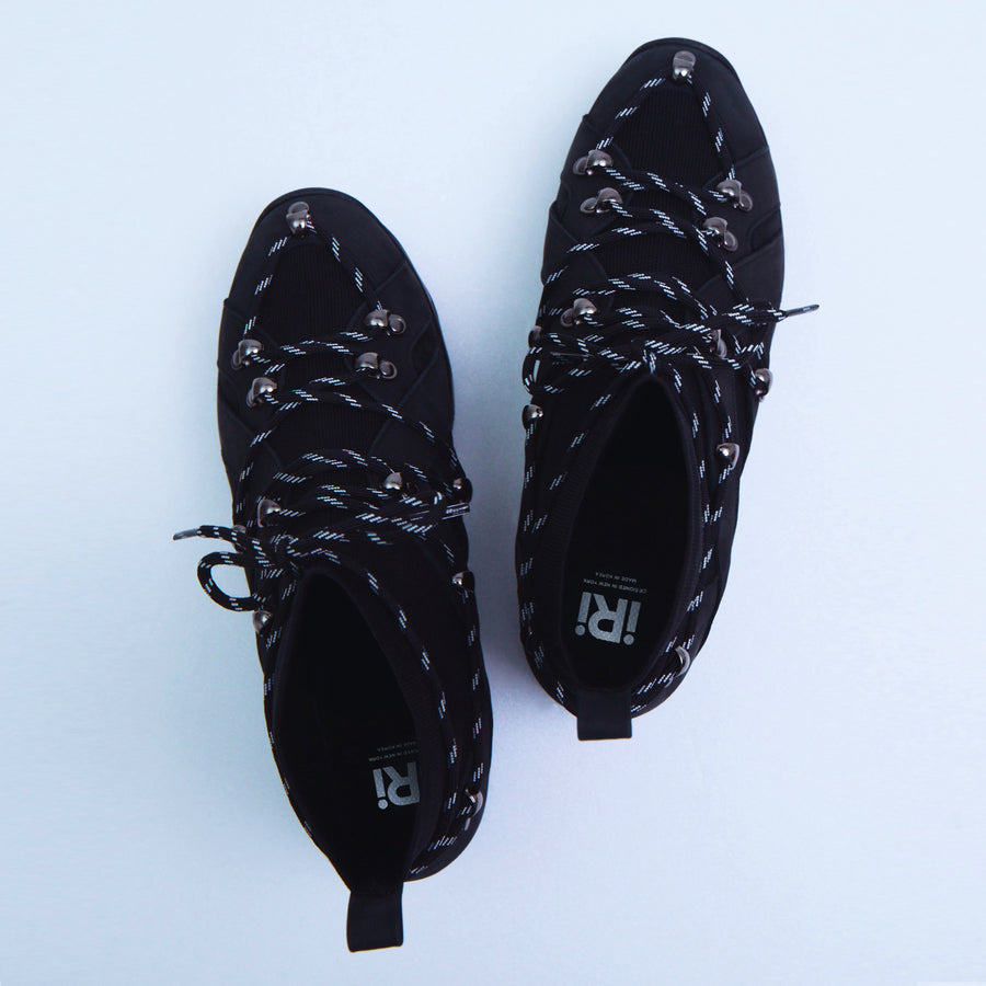 iRi Black ROY Eyelet Lacing Sneaker